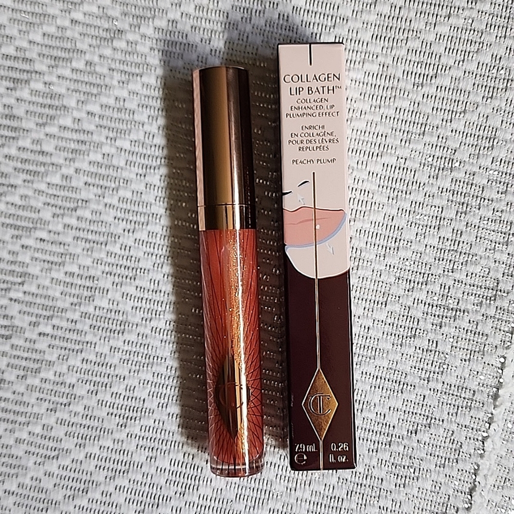 Charlotte Tilbury COLLAGEN LIP BATH in PEACHY PLUMP